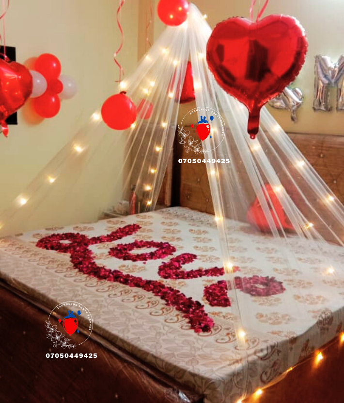 Romantic Couple Cabana/canopy Room Balloon Decor In Delhi Ncr